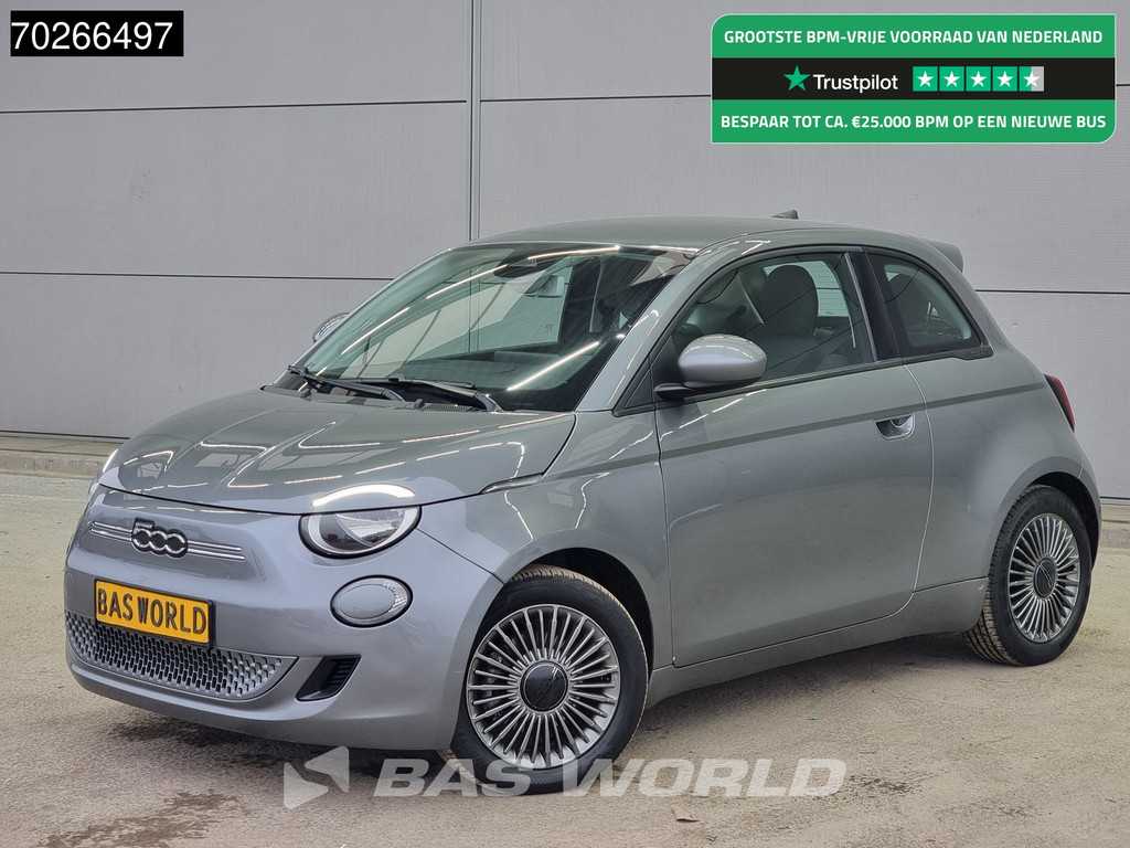 Fiat 500e 118pk 42kWh Incl. BTW CarPlay Navi Airco Cruise Parkeersensoren Airco