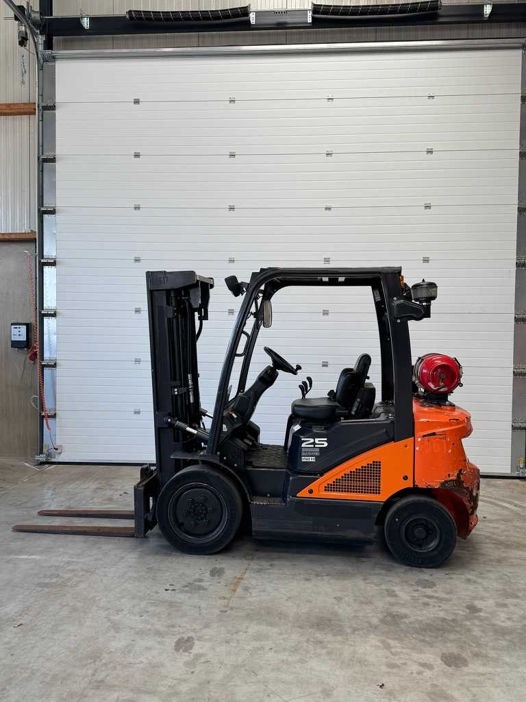 Doosan LPG heftruck Triple bj 2017