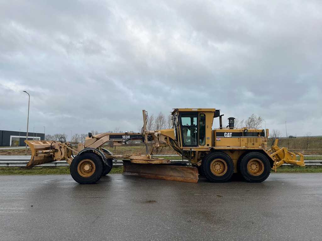 Caterpillar 163H 6x6 | CE-certified