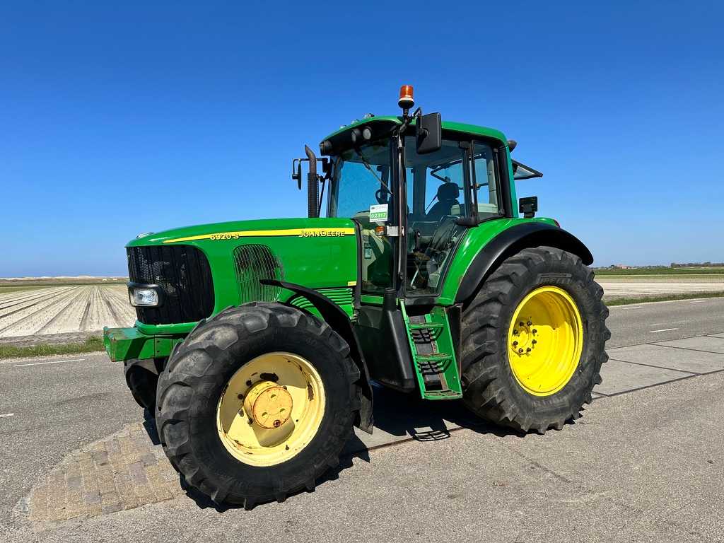 John Deere 6920S