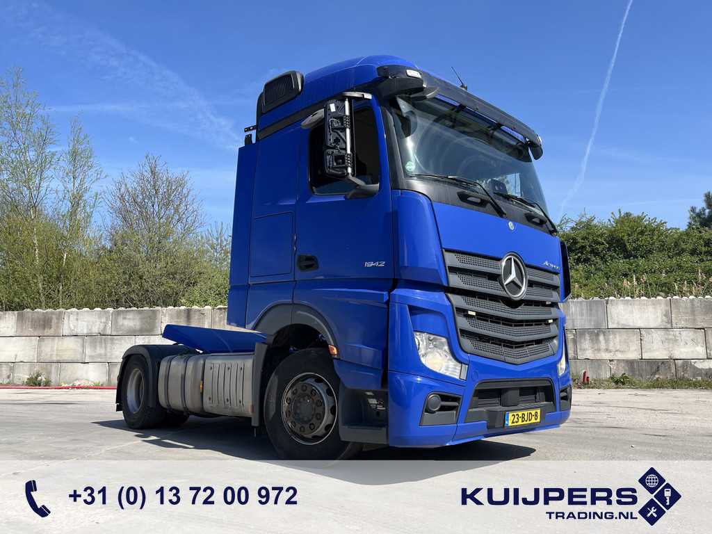 Mercedes-Benz Actros 1842 Streamspace / 904 dkm / 2 Tanks / NL Truck