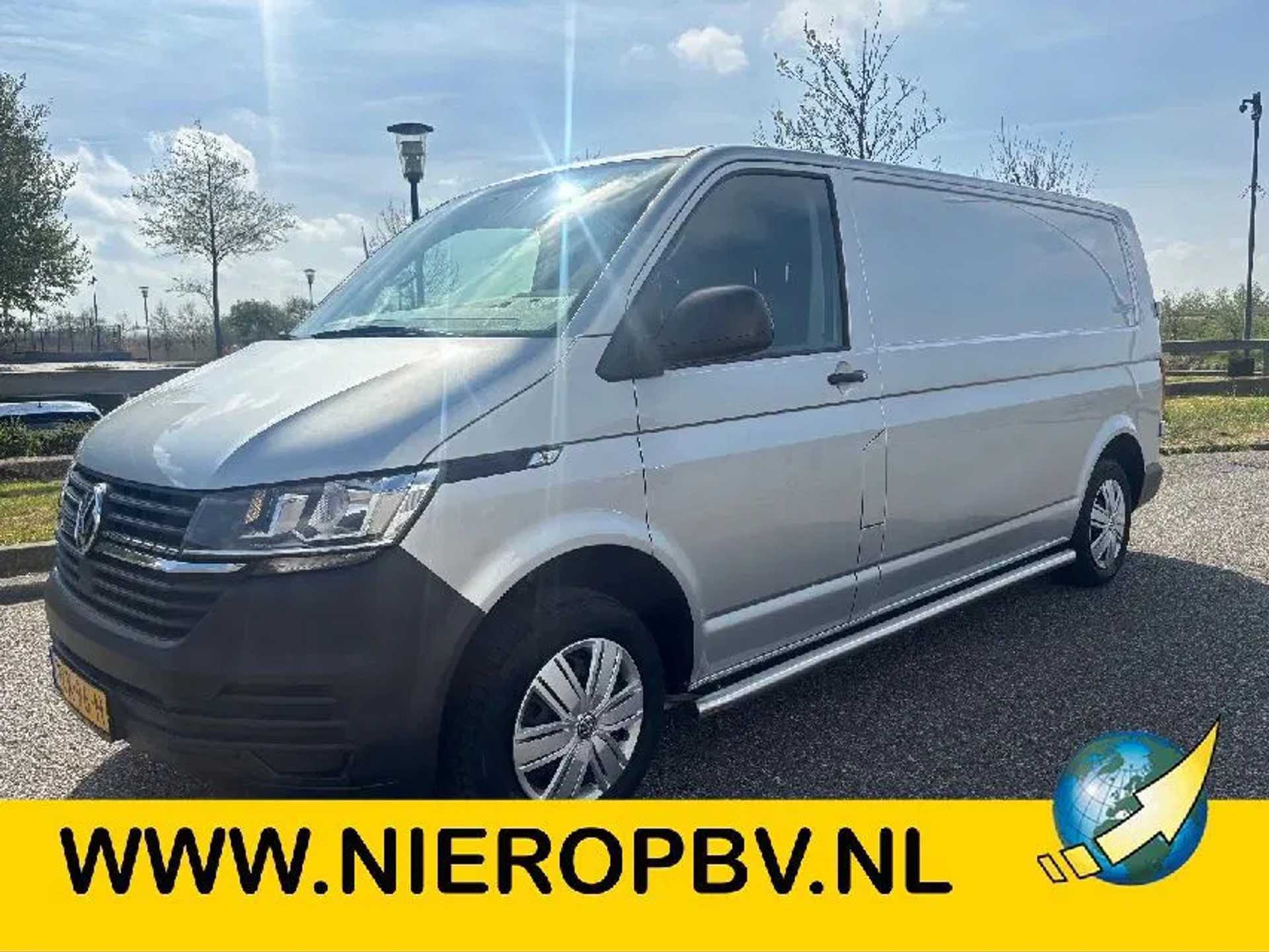Volkswagen Transporter 2.0TDI L2H1 Airco Trekhaak EURO 6 82800KM