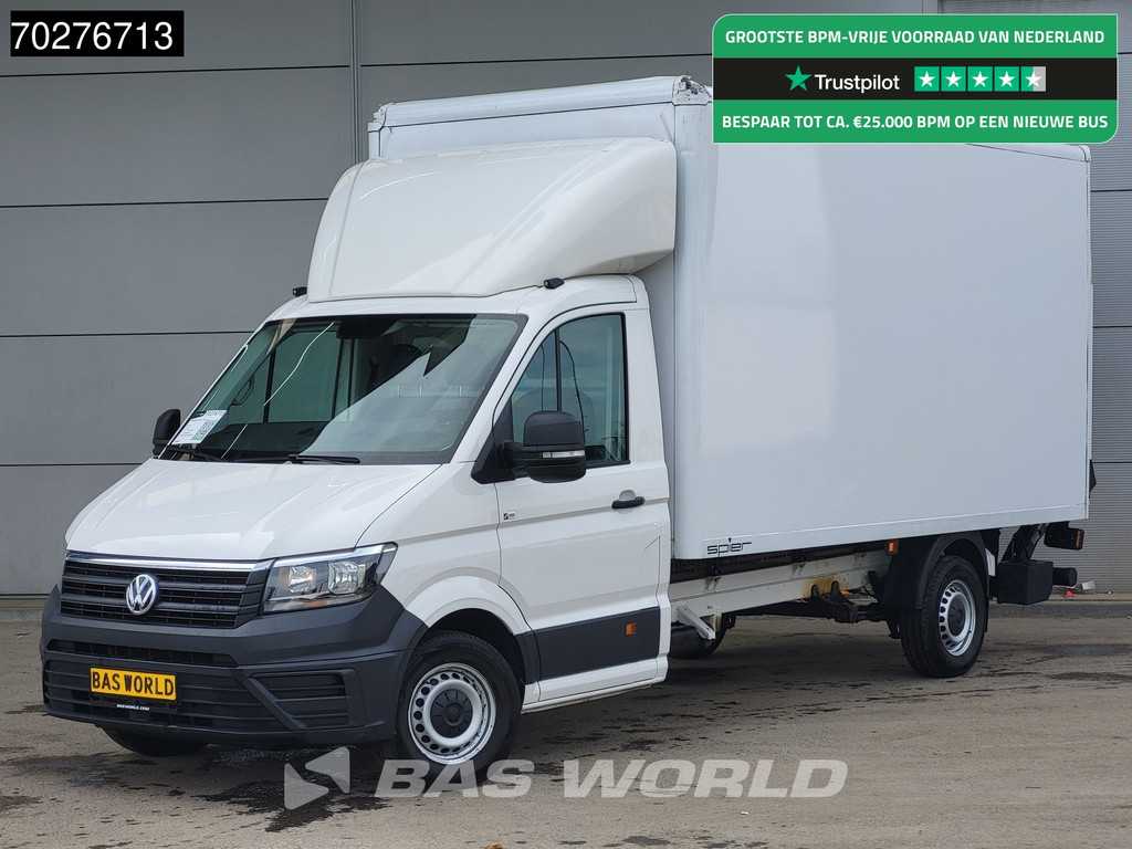 Volkswagen Crafter 177pk !!Damaged!! Automaat Laadklep Bakwagen Airco Camera Meubelbak Koffer Airco Cruise control