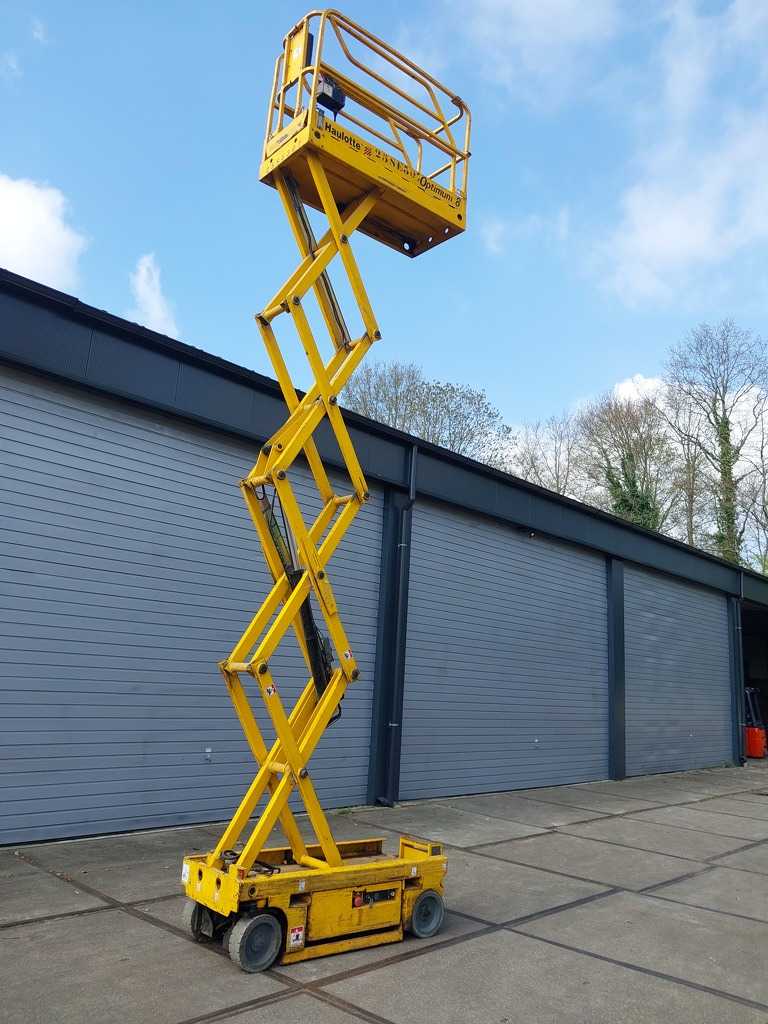 Haulotte hoogwerker nieuwe accu's!!