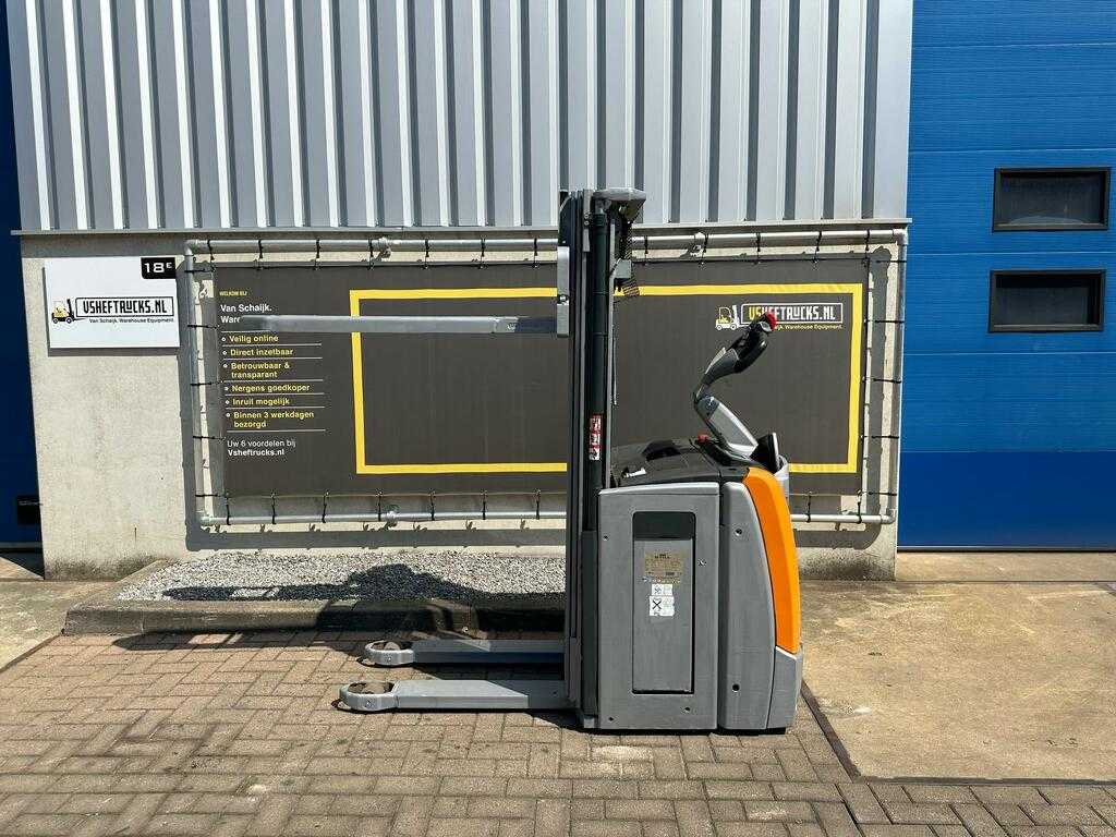VS-22173 Elektrische Triplex stapelaar Still EXV-SF14 bj2019