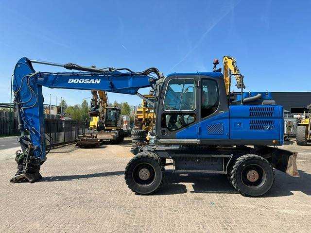 Doosan DX 170 W
