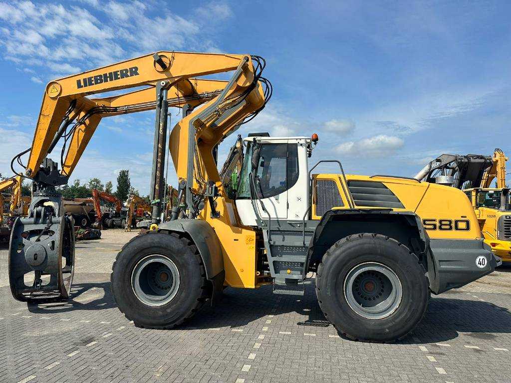 Liebherr L 580 2Plus2 Loghandler