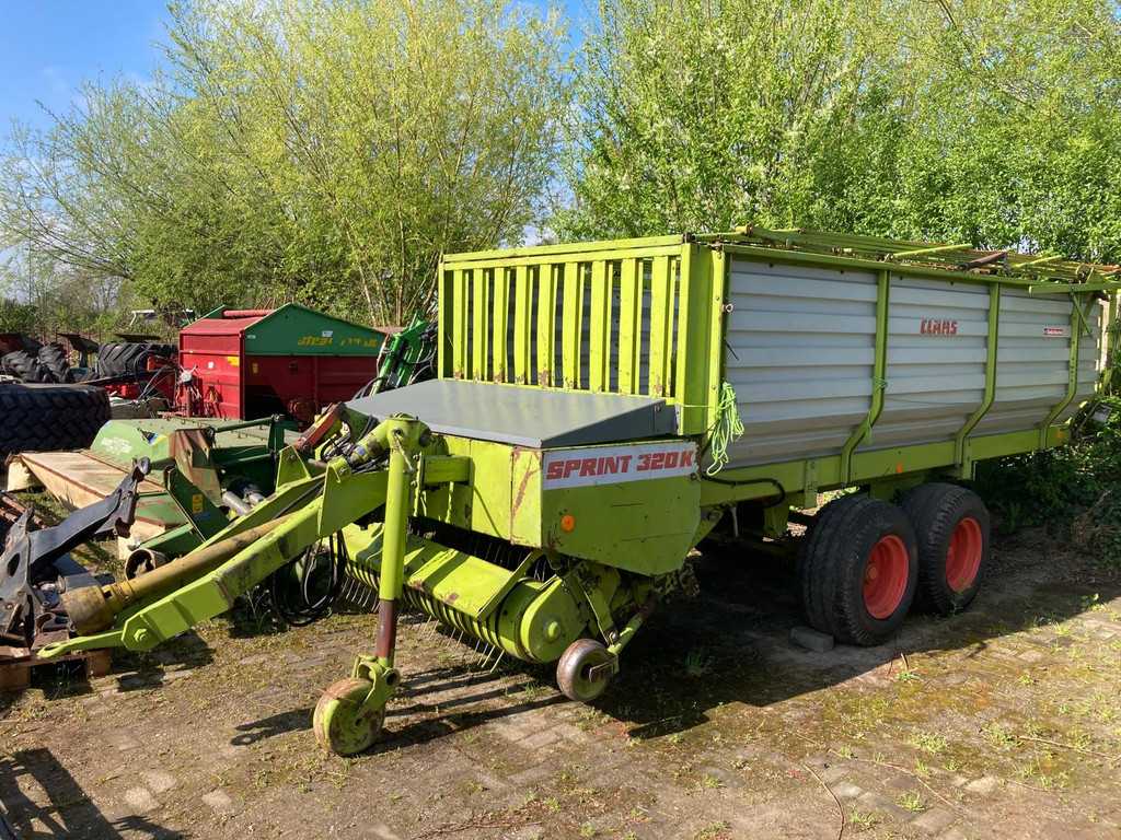 Claas Sprint 320K Opraapwagen