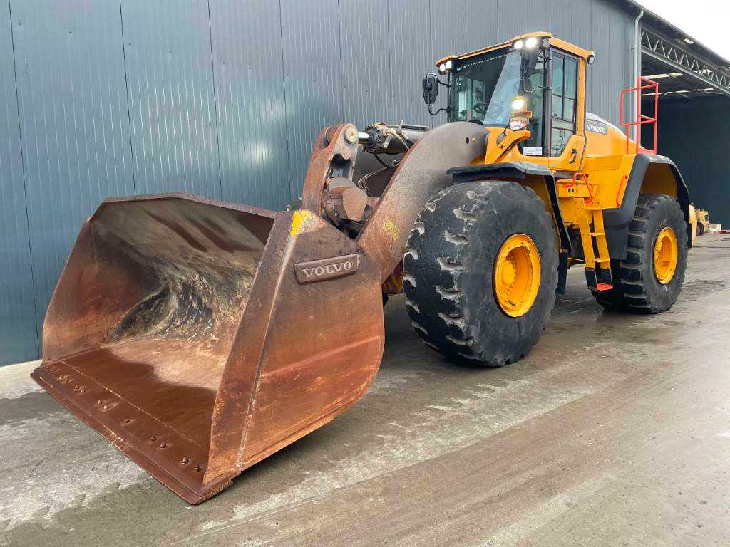 Volvo L260H (L250)
