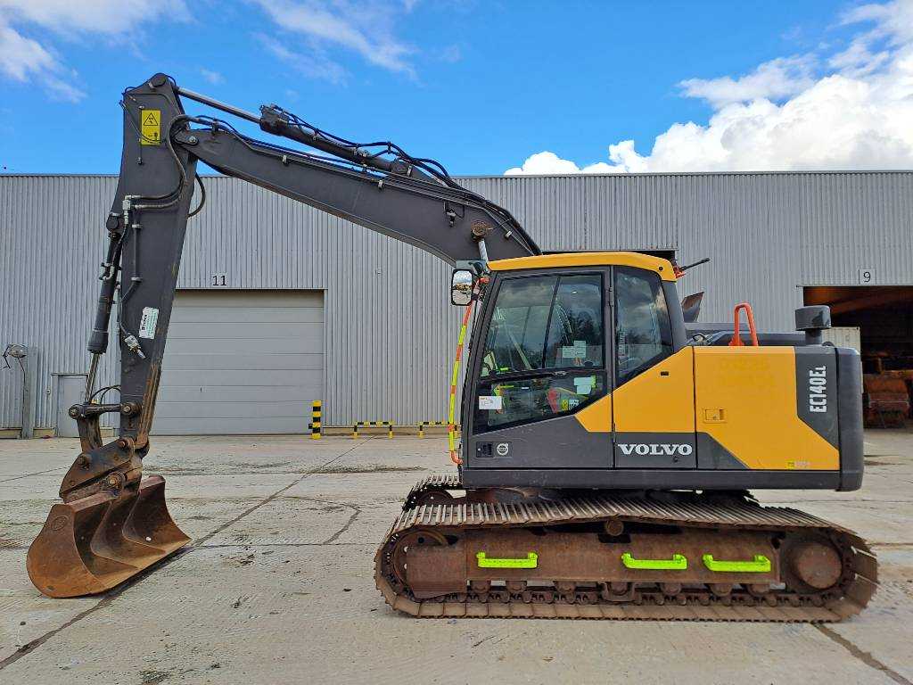 Volvo EC140EL (2 pieces available)