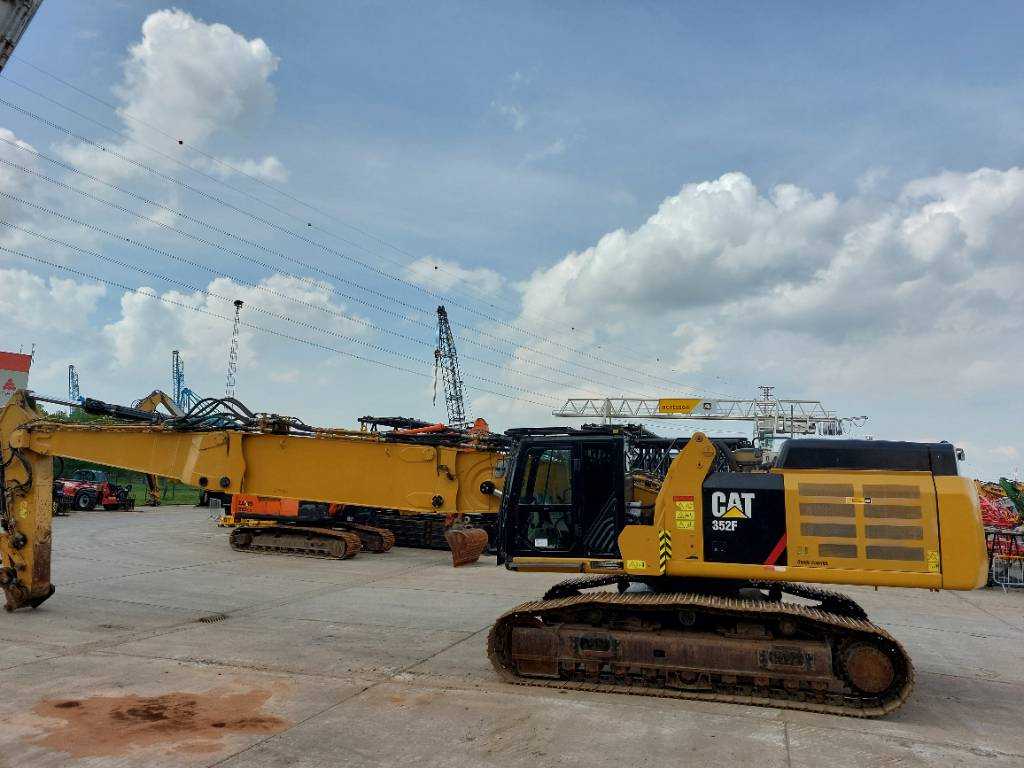 CAT 352 Fl XE MHD
