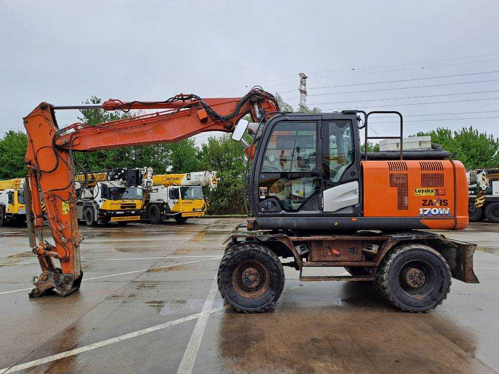 Hitachi ZX170W-6-2P