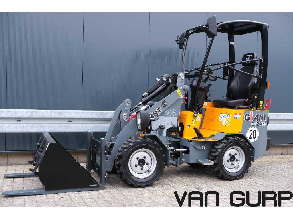 GiANT G1200HD | 2023 | 30h | Hoflader shovel