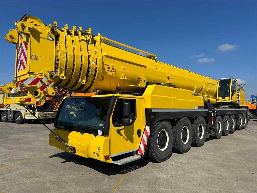 Liebherr LTM 1450-8.1
