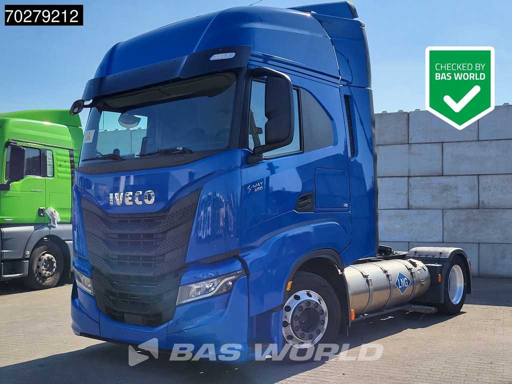 Iveco S-Way 460 4X2 Mega 2x LNG Tanks Retarder ACC Euro 6