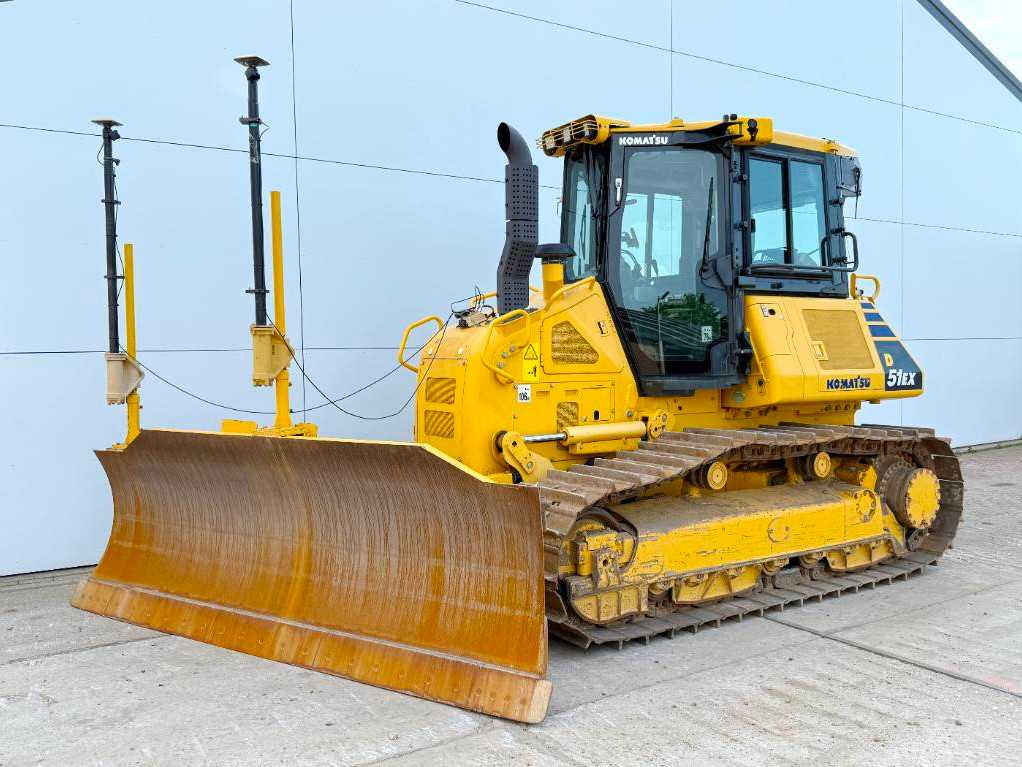 Komatsu D51EX-24 - German Machine / Topcon 3D GPS
