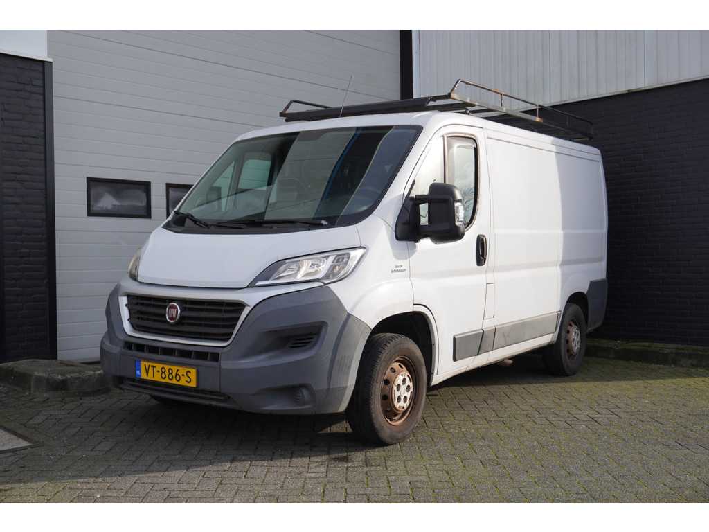 Fiat Ducato 2.0 MultiJet 115PK - Airco - Achteruitrijcamera - Imperiaal - Trekhaak - € 5.950,- Excl.
