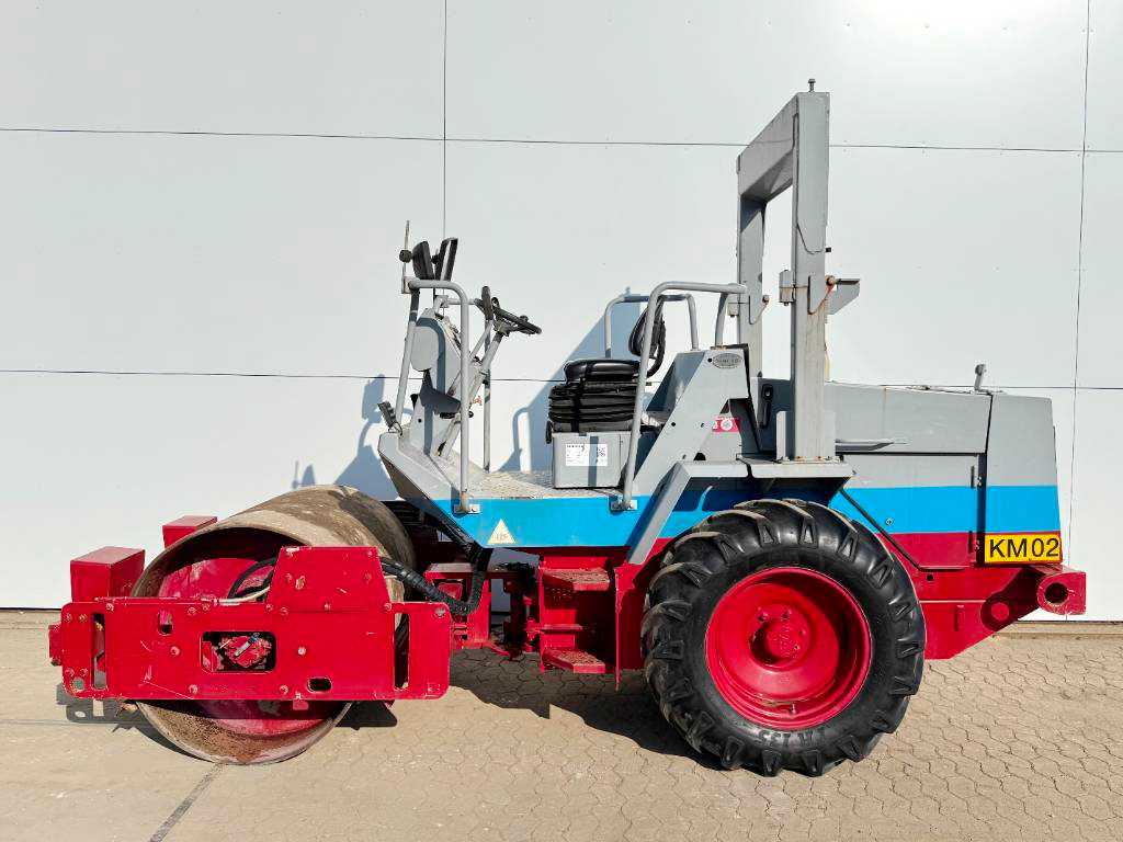 Hamm 2220D - Dutch Machine / Only 4342 Hours!