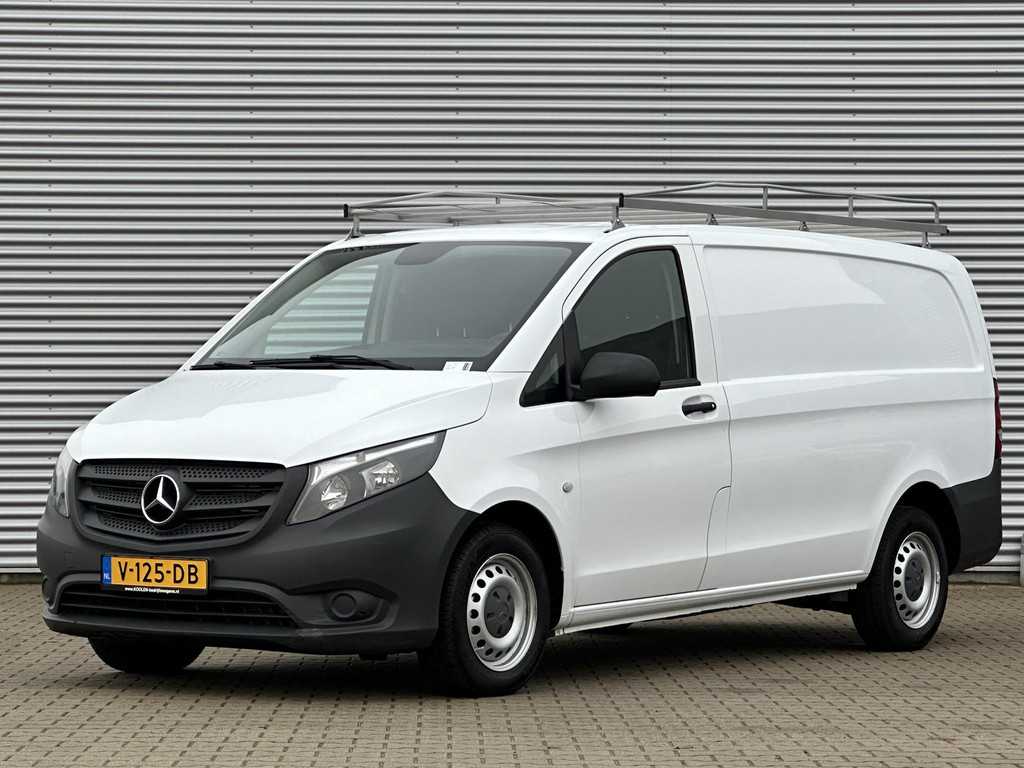 Mercedes-Benz Vito 111 CDI L2 Trekhaak airco. weinig km's Mercedes-Benz Vito 111 CDI Lang Trekhaak airco. weinig km's