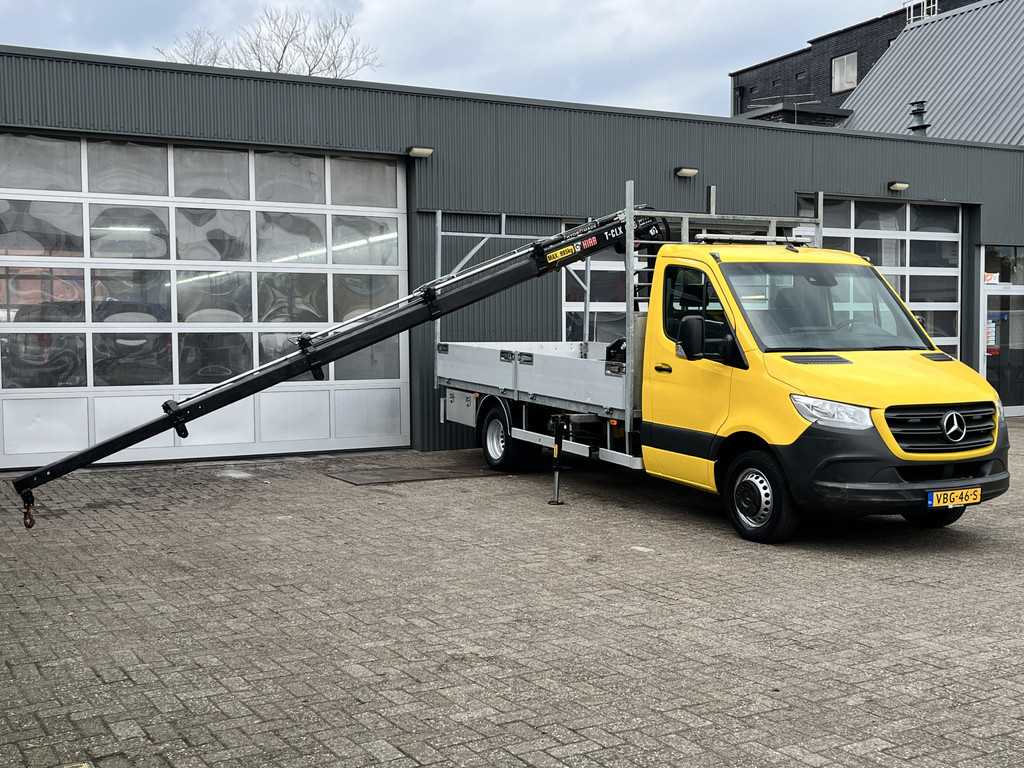 Mercedes-Benz Sprinter 516 2.2 CDI L4 Maxi Hiab 029T Laadkraan Airco Cruise controle Trekhaak 3500kg trekgewicht 2-Persoons Ex gemeente Kraan Autolaadkraan Gereedschapskist Open laadbak Pick-up p-up Euro 6 ( EX gemeinde )