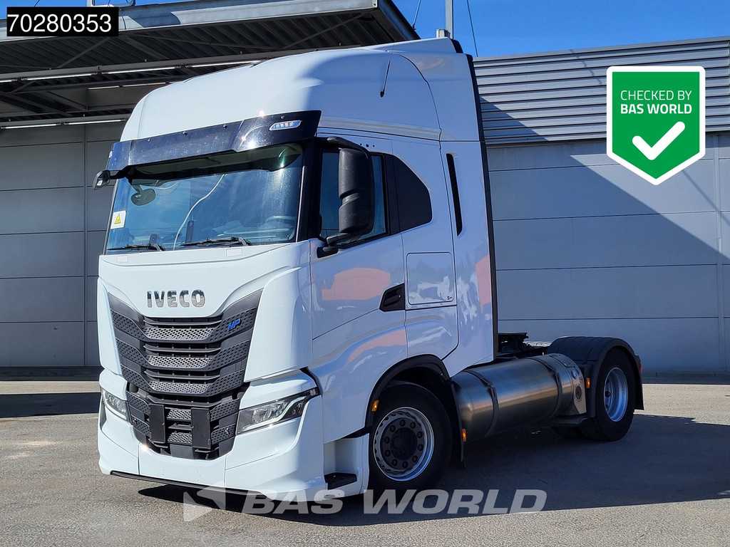 Iveco S-Way 460 4X2 LNG Retarder 2x Tanks LED Navi