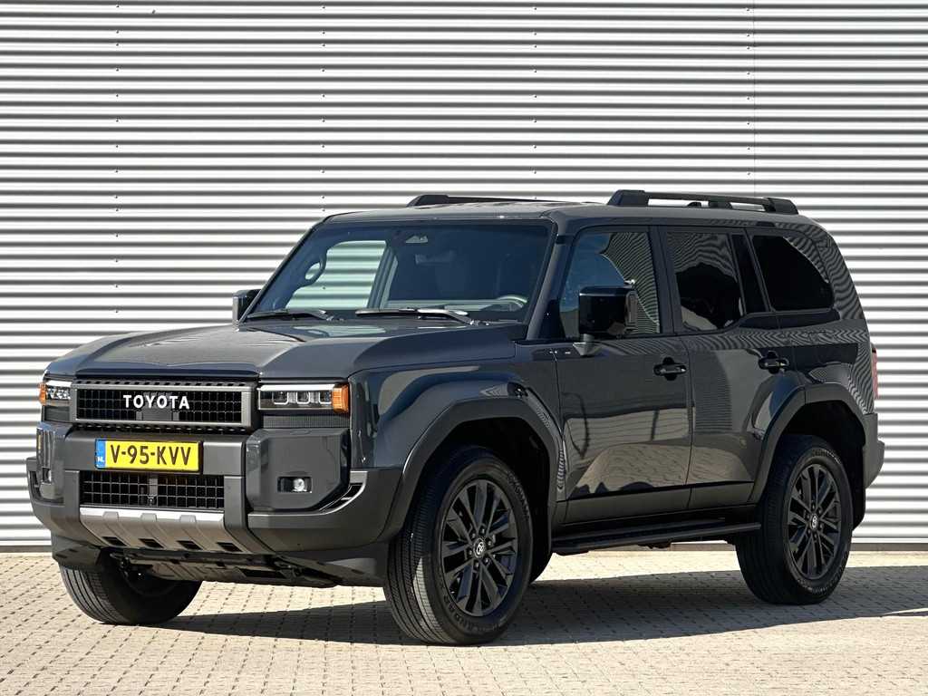 Toyota Land Cruiser 2.8 D-4D Blind Van Professional Executive Luxe Uitvoering!