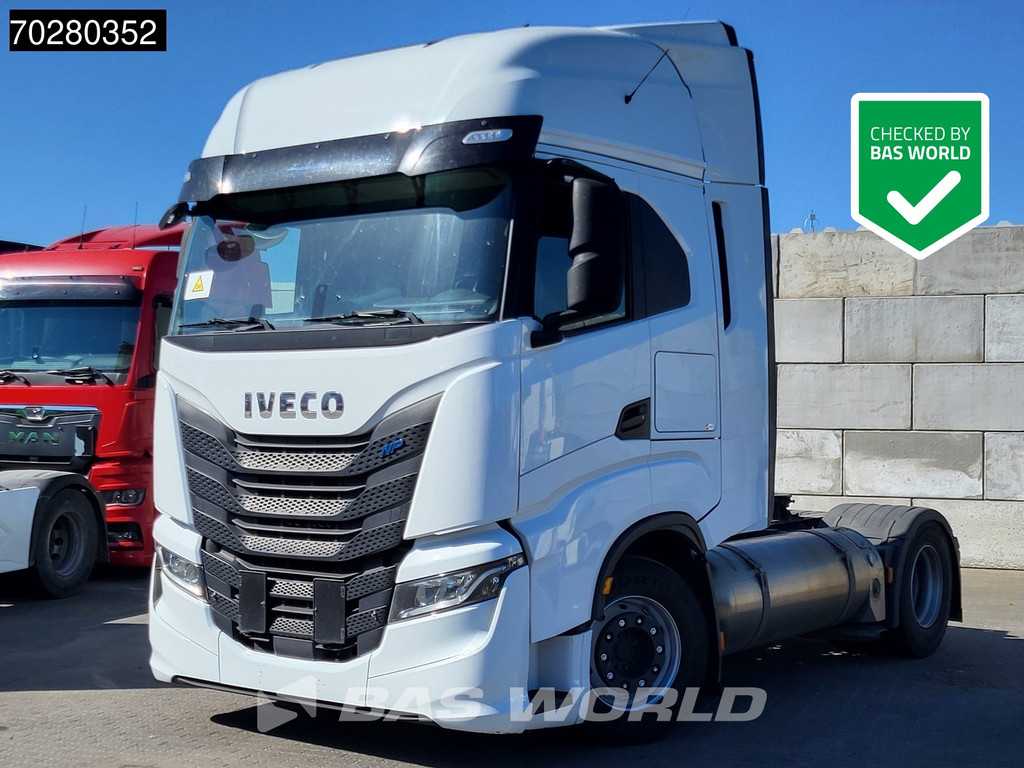 Iveco S-Way 460 4X2 LNG Retarder 2x Tanks Standklima LED Navi