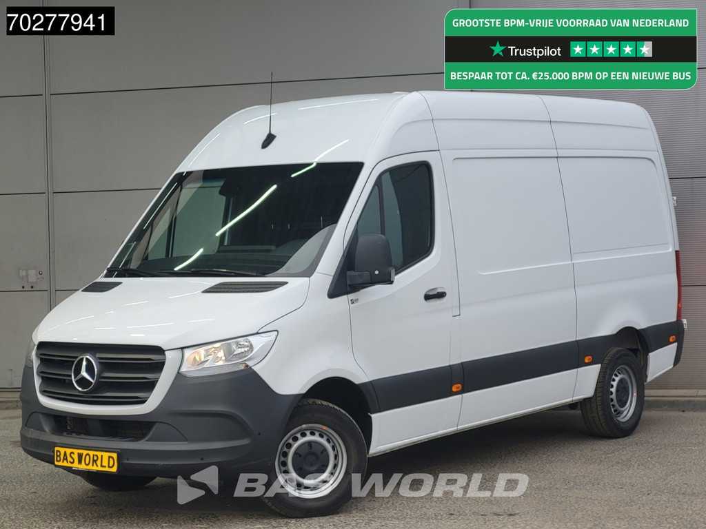 Mercedes Sprinter 319 CDI Automaat 190PK L2H2 Trekhaak Airco Camera Parkeersensoren MBUX L2 10m3 Airco Trekhaak