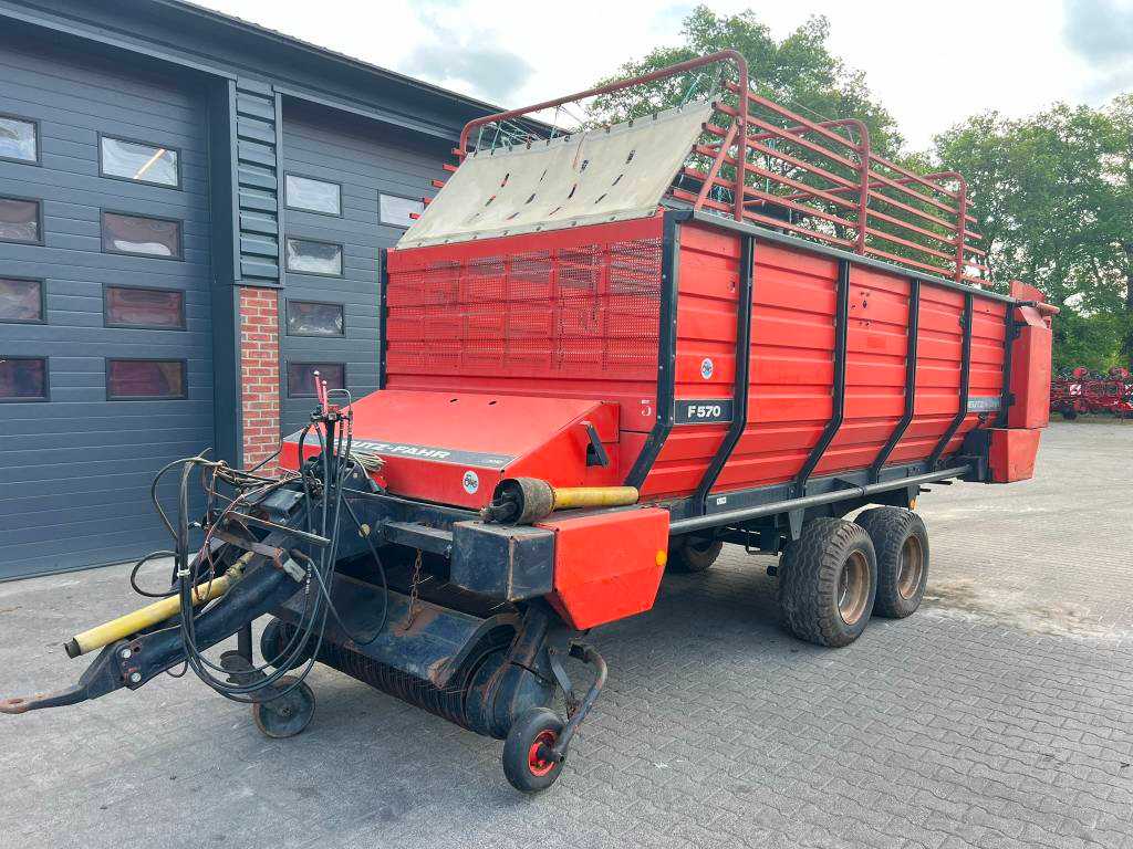 Deutz-Fahr F 570