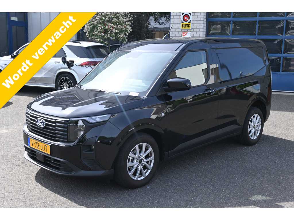 Ford Transit Courier 1.0i EcoBoost Limited Adaptive cruise control, Navigatie met camera