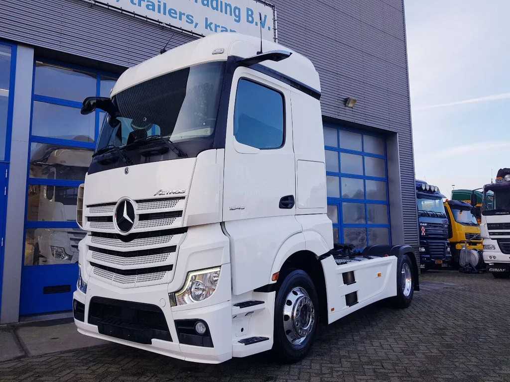 Mercedes-Benz Actros 1845 Retarder MirrorCam truck tractor
