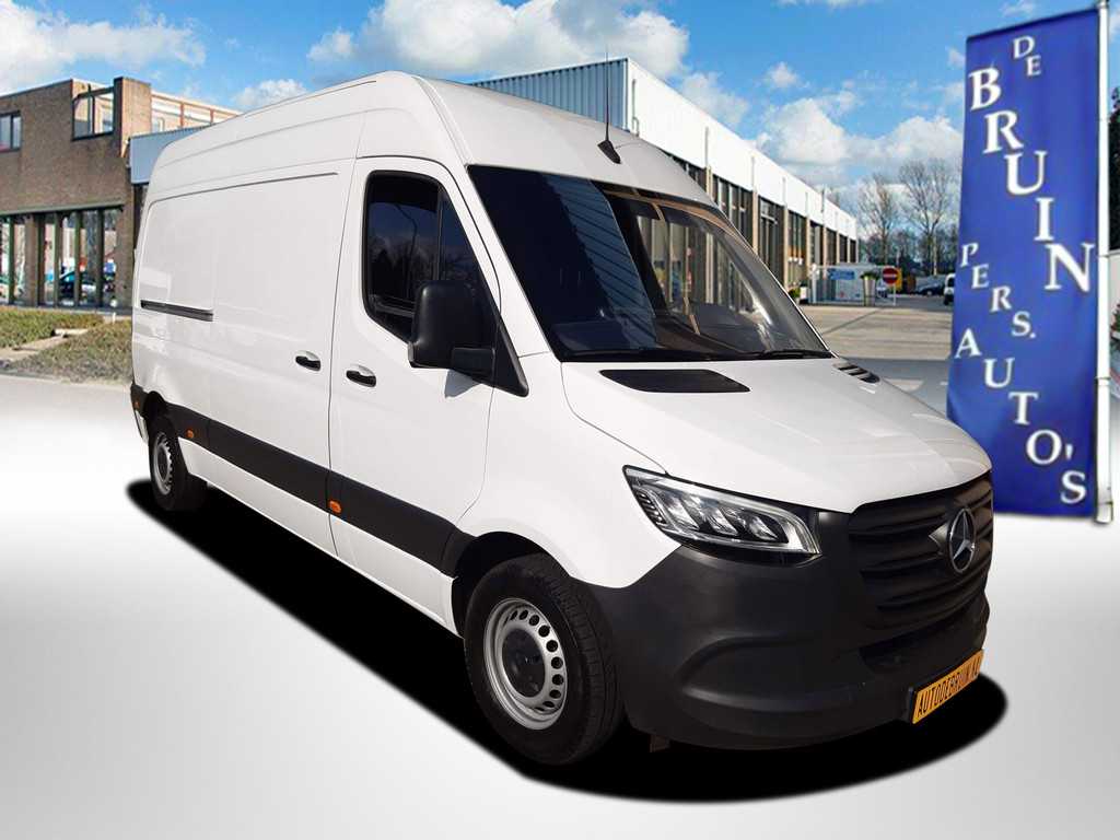 Mercedes-Benz Sprinter 150Pk  L2/H2 MBux mediasystem Camera Trekhaak