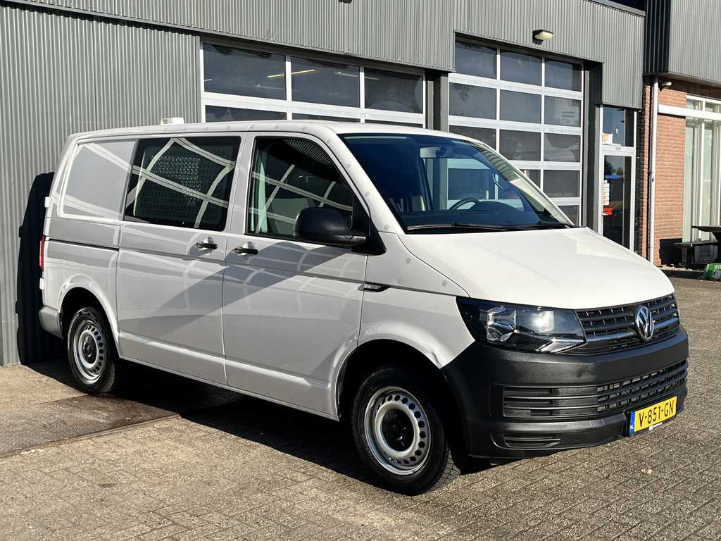 Volkswagen Transporter 2.0 TDI L1H1 150pk DSG Automaat Airco Telefoonvoorbereiding 2-Persoons Usb aansluiting 1e eigenaar Euro 6 Bestel Bpm vrij voor particulier gebruik!!