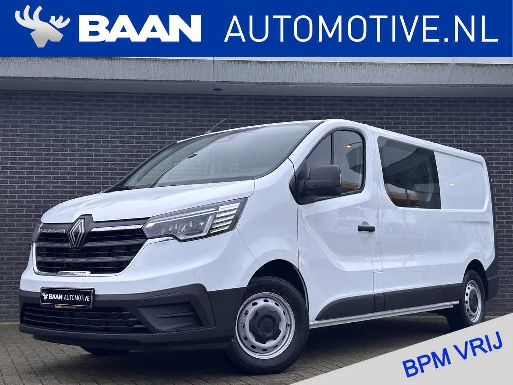 Renault Trafic 2.0 Blue dCi 130 T29 L2H1 Advance DC | Houten vloer | Zijwandbekleding laadruimte | Trekhaak | All-season