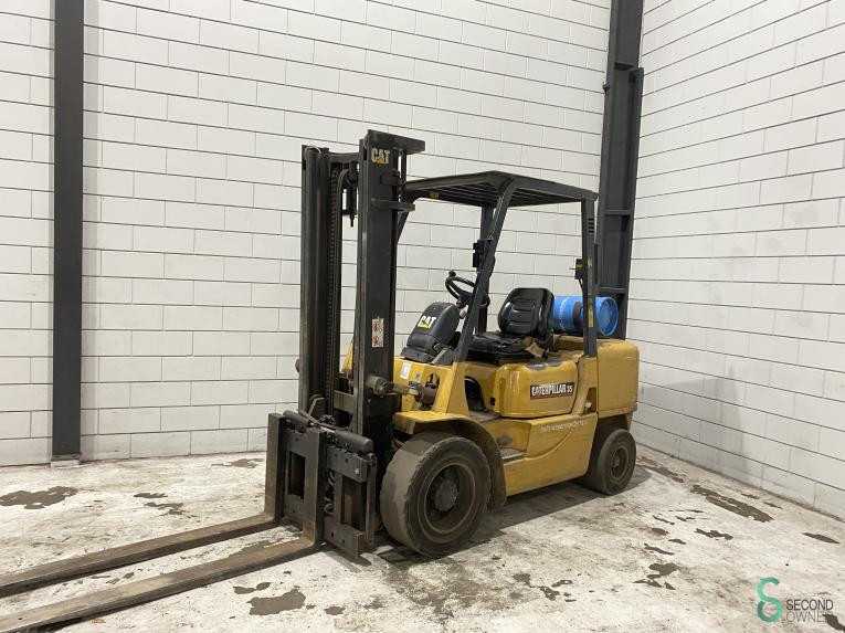 Heftruck Caterpillar GP 35 K 2001