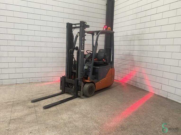 Heftruck Toyota 8 FBEKT 16 2011