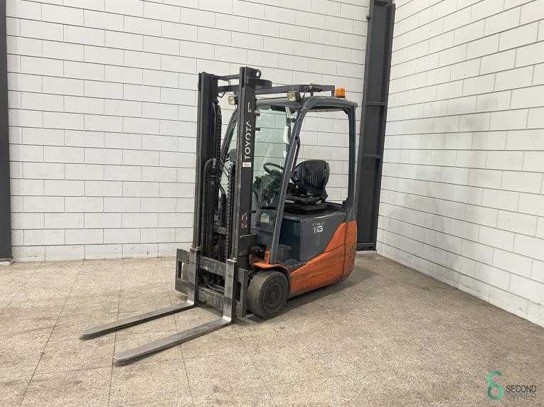 Heftruck Toyota 8 FBEKT 16 2011