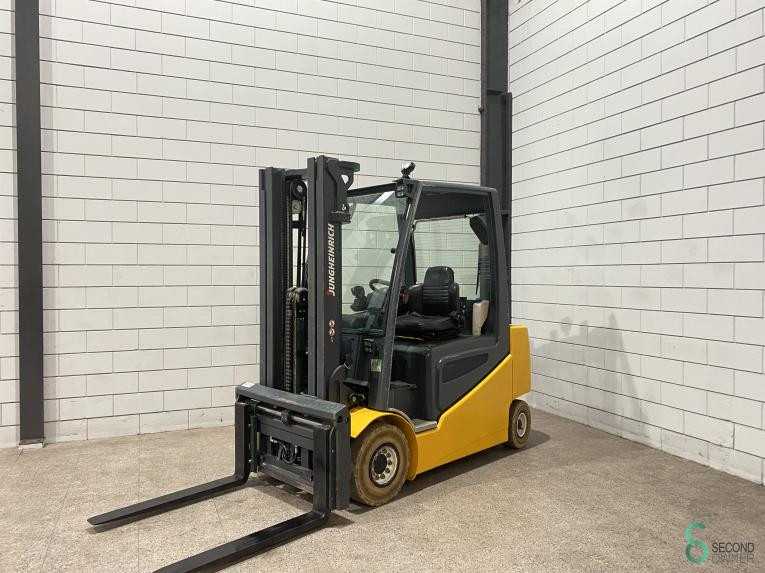 Heftruck Jungheinrich EFG 425k 2015