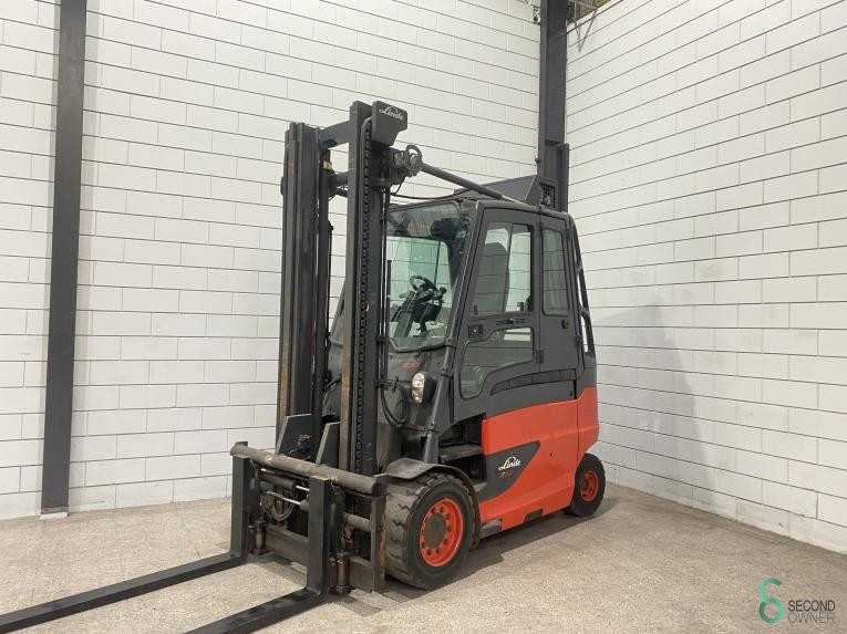 Heftruck Linde E50HL-01 2013