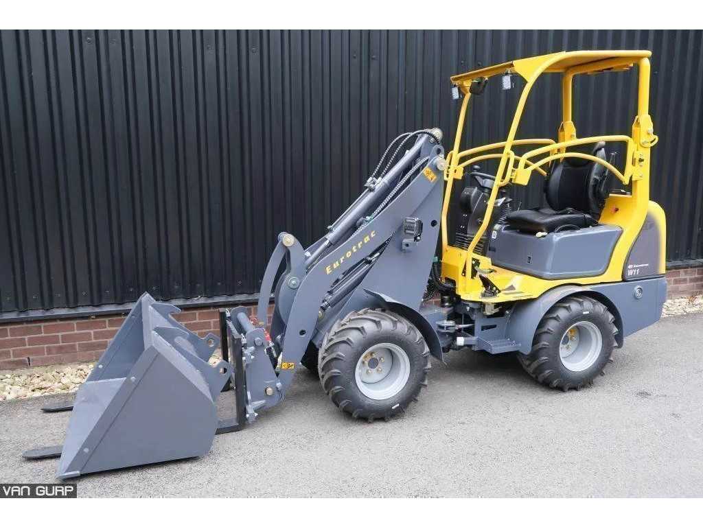 Eurotrac W11 |