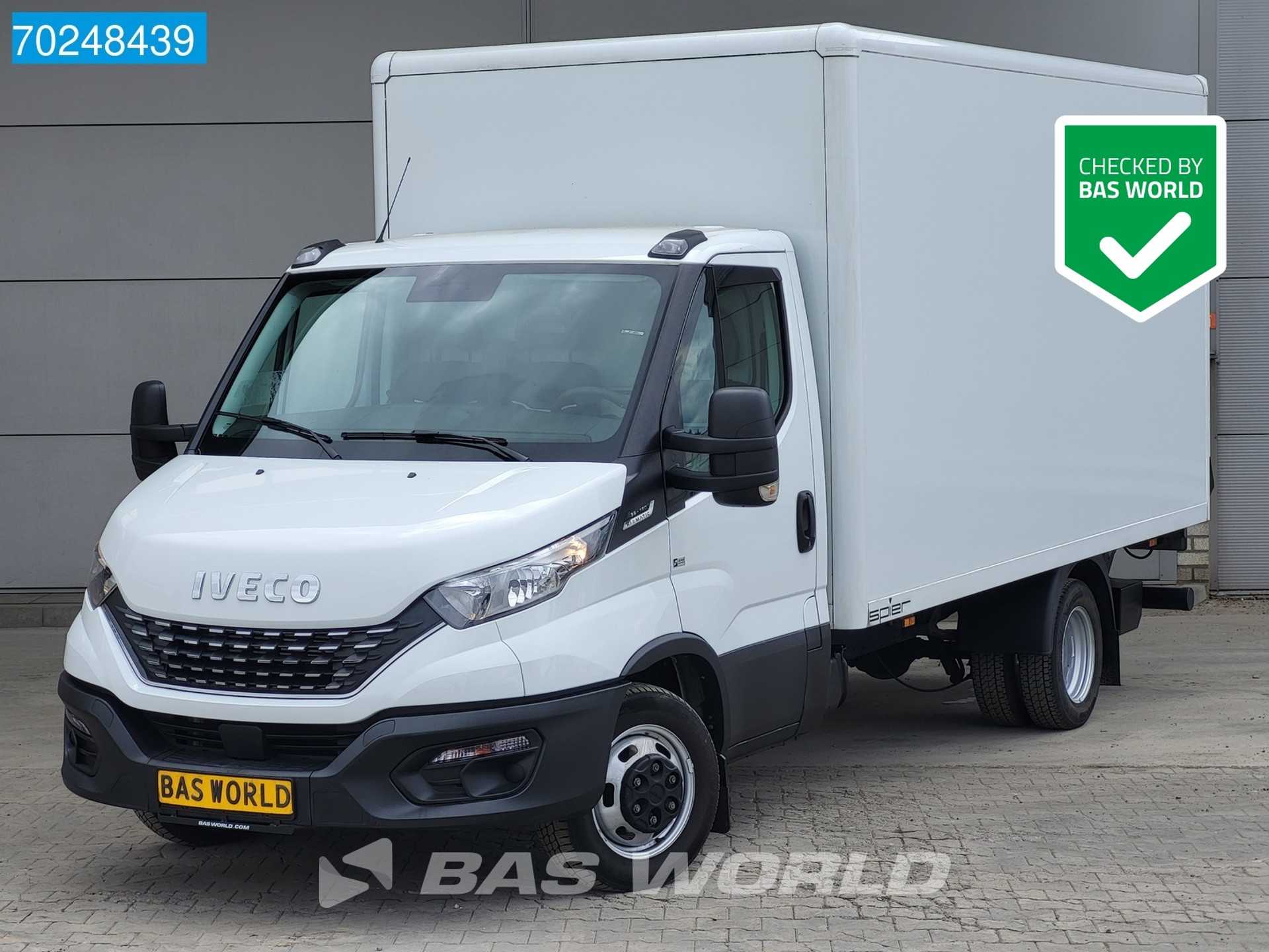 Iveco Daily 35C16 Iveco Daily Automaat Laadklep Bakwagen Airco Camera Meubelbak Koffer Gesloten laadbak Airco