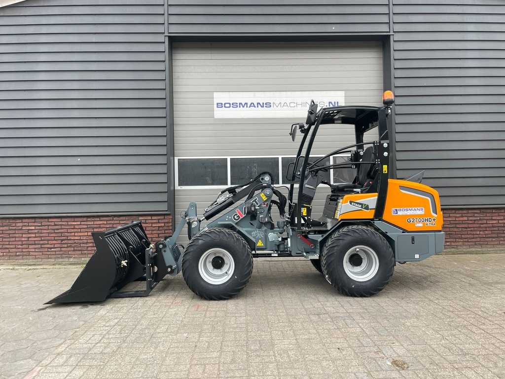 Giant G2700 HD X-TRA + minishovel / kniklader NIEUW