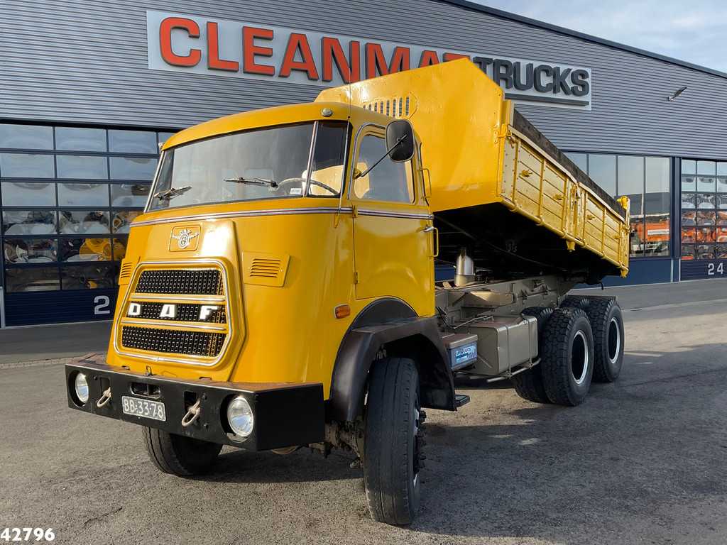 DAF AZ 1900 DS 420 6x6 Driezijdige kipper "Oldtimer"