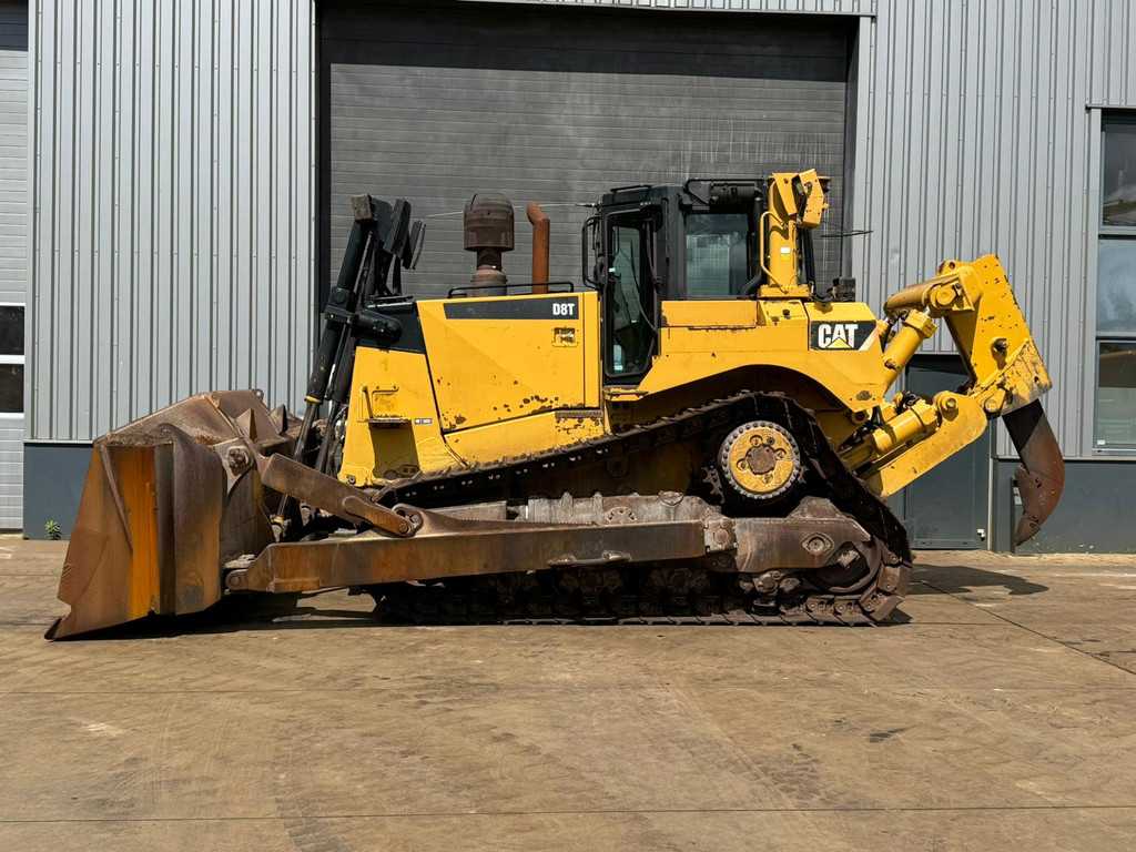 Cat D8T - CE Certified