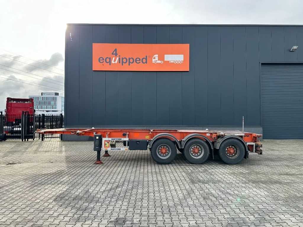 LAG 20FT/30FT CHASSIS, ADR (EXII, EXIII, FL, AT), BPW+drumbrakes, liftaxle, empty weight: 3.930kg, NL-Chassis,