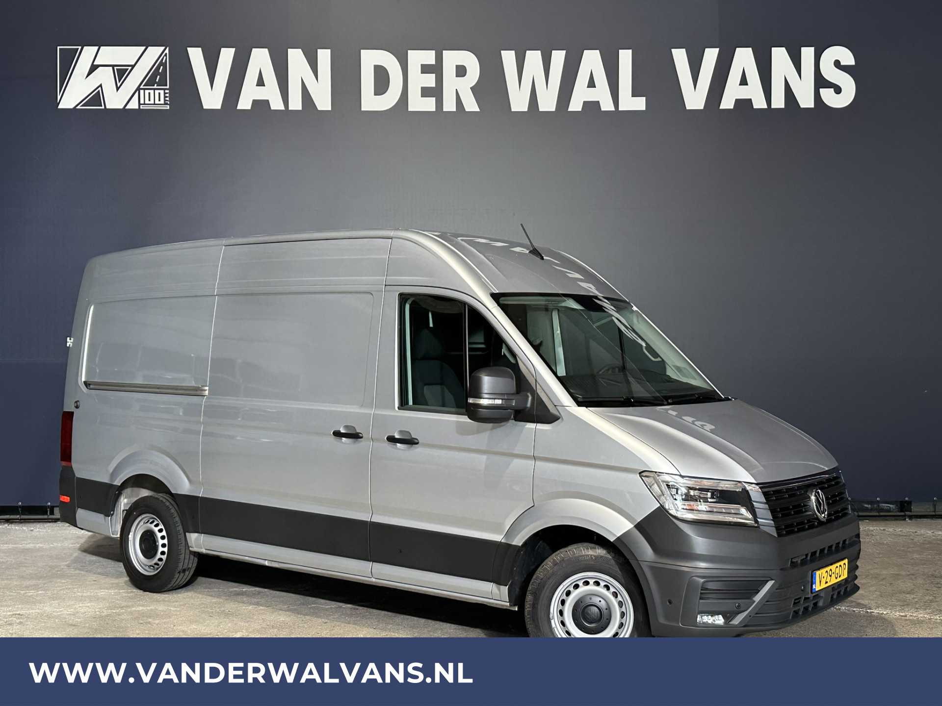 Volkswagen Crafter 2.0 TDI 140pk L3H3 L2H2 Euro6 Airco | Camera | Navigatie | LED | 3000kg Trekvermogen