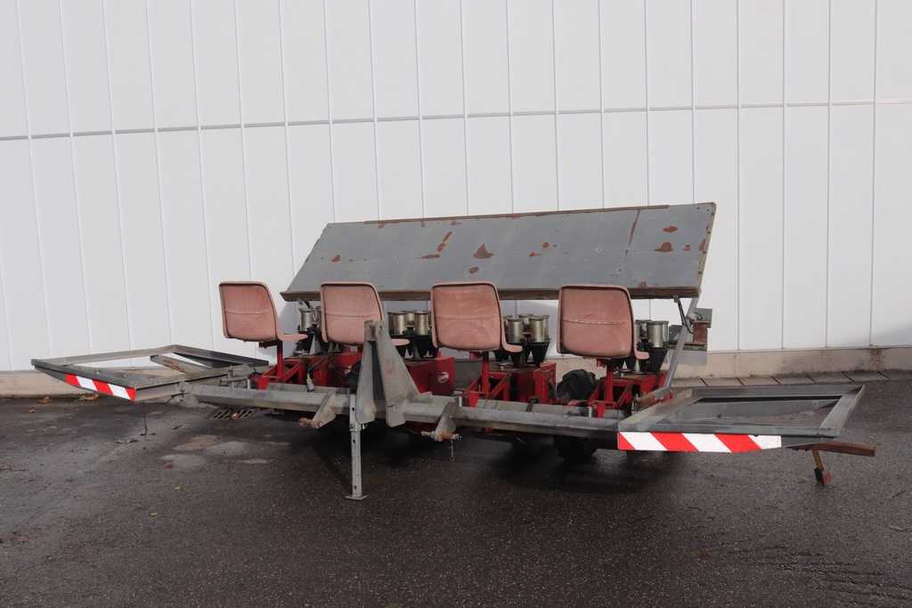 Lännen SK100 carrousel plantmachine