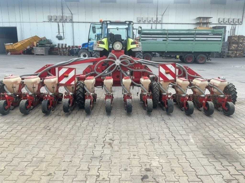 Agricola PK3013B pneumatische zaaimachine met 15 rijen