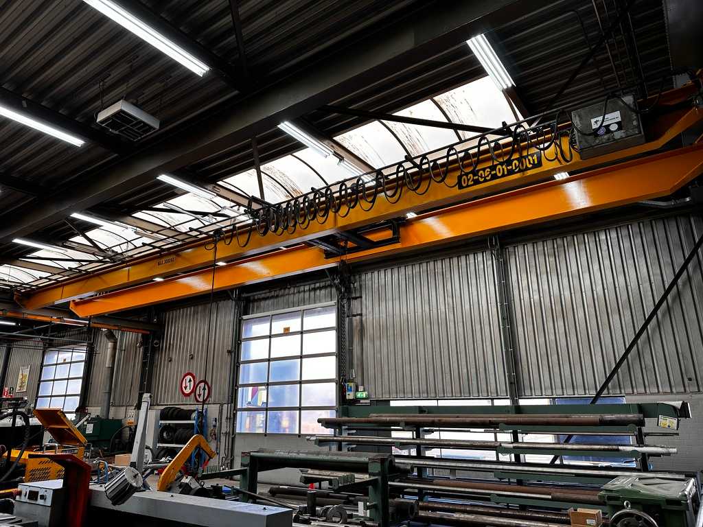 Bovenloopkraan dubbelligger 3.000kg Demag