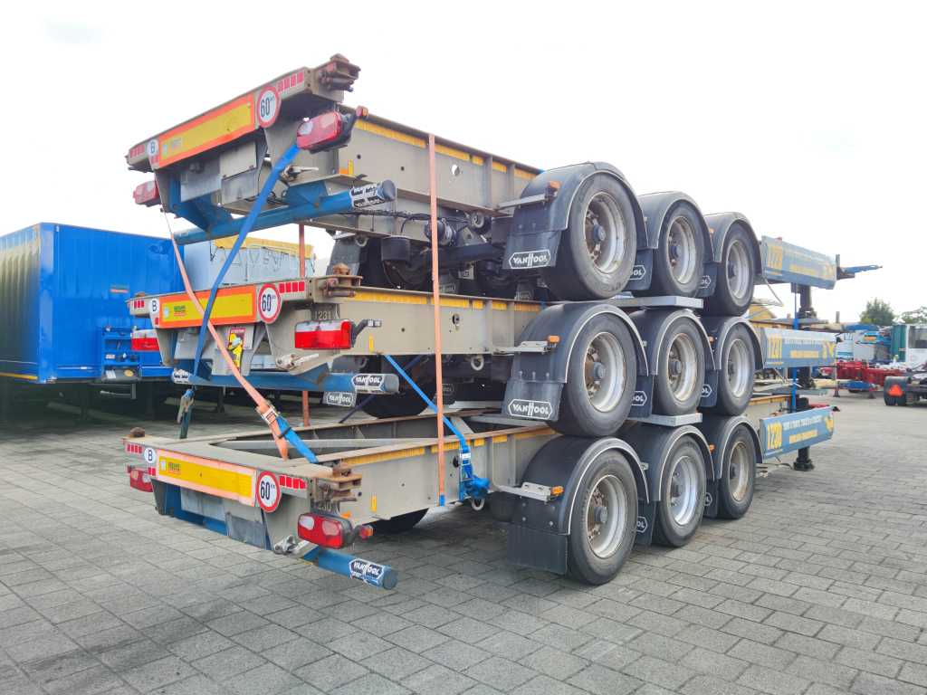 Van Hool A3C002 3 Axle ContainerChassis 40/45FT - Galvinised Chassis - 4420kg - 10 units in Stock (O1573)